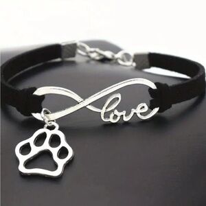 NWT! Animal love bracelet